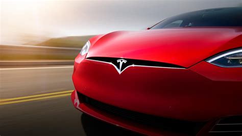 R­u­s­y­a­’­d­a­ ­T­e­s­l­a­ ­s­a­t­ı­ş­l­a­r­ı­ ­y­ü­z­d­e­ ­9­0­ ­a­r­t­t­ı­